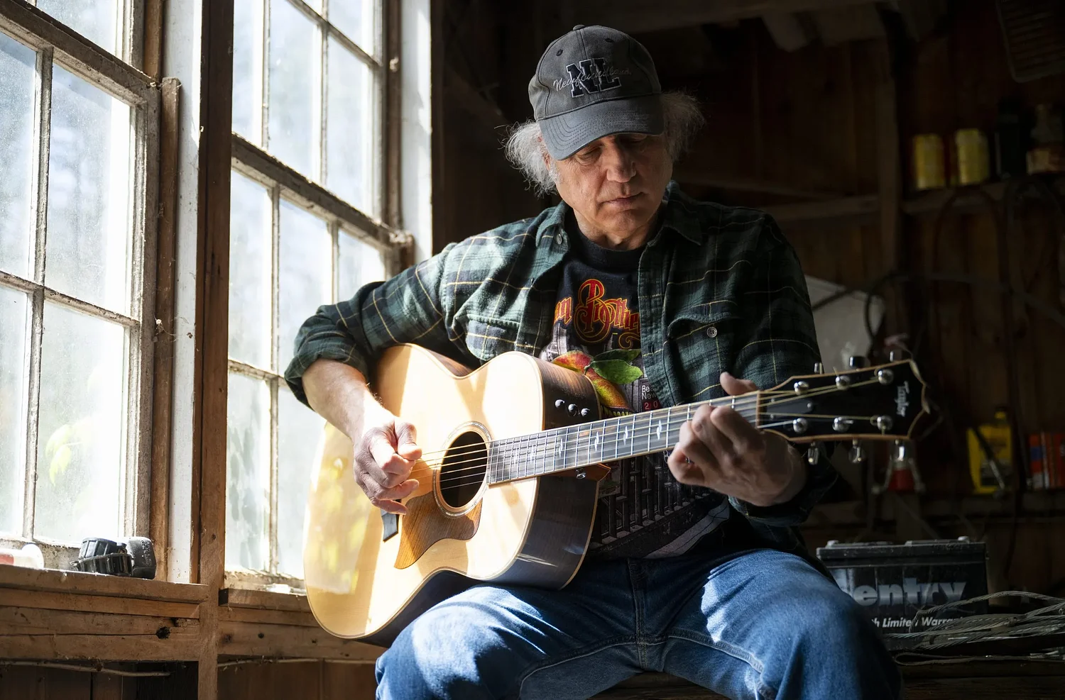 Finding his own voice: Southampton musician Barry Searle steps into the spotlight with first original album, ‘The Awakening’