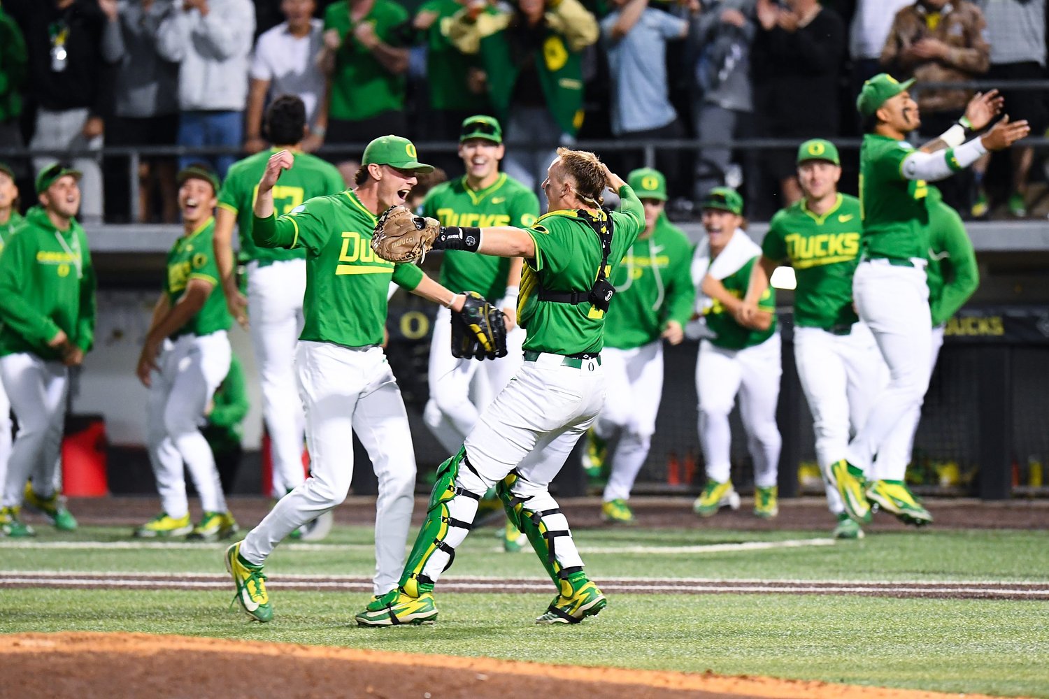 Ducks baseball squad tries to breathe easy as they head to hostile territory