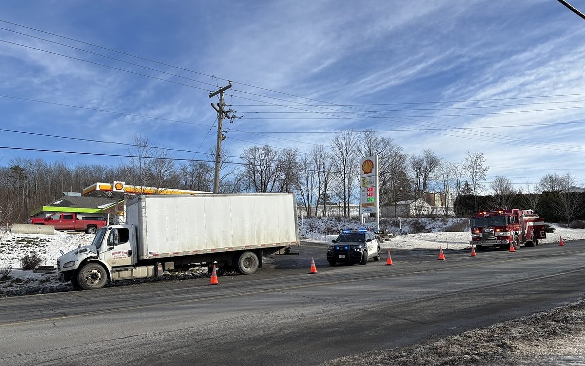 Box truck crash snarls traffic on Broadway in Bangor