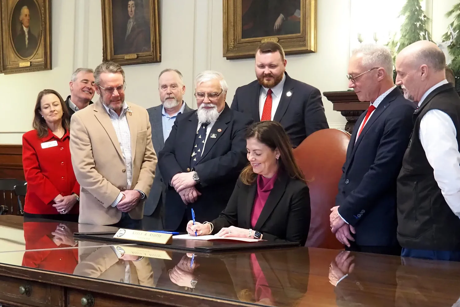 A guide to NH veto day 2025: Ayotte vs. social conservatives