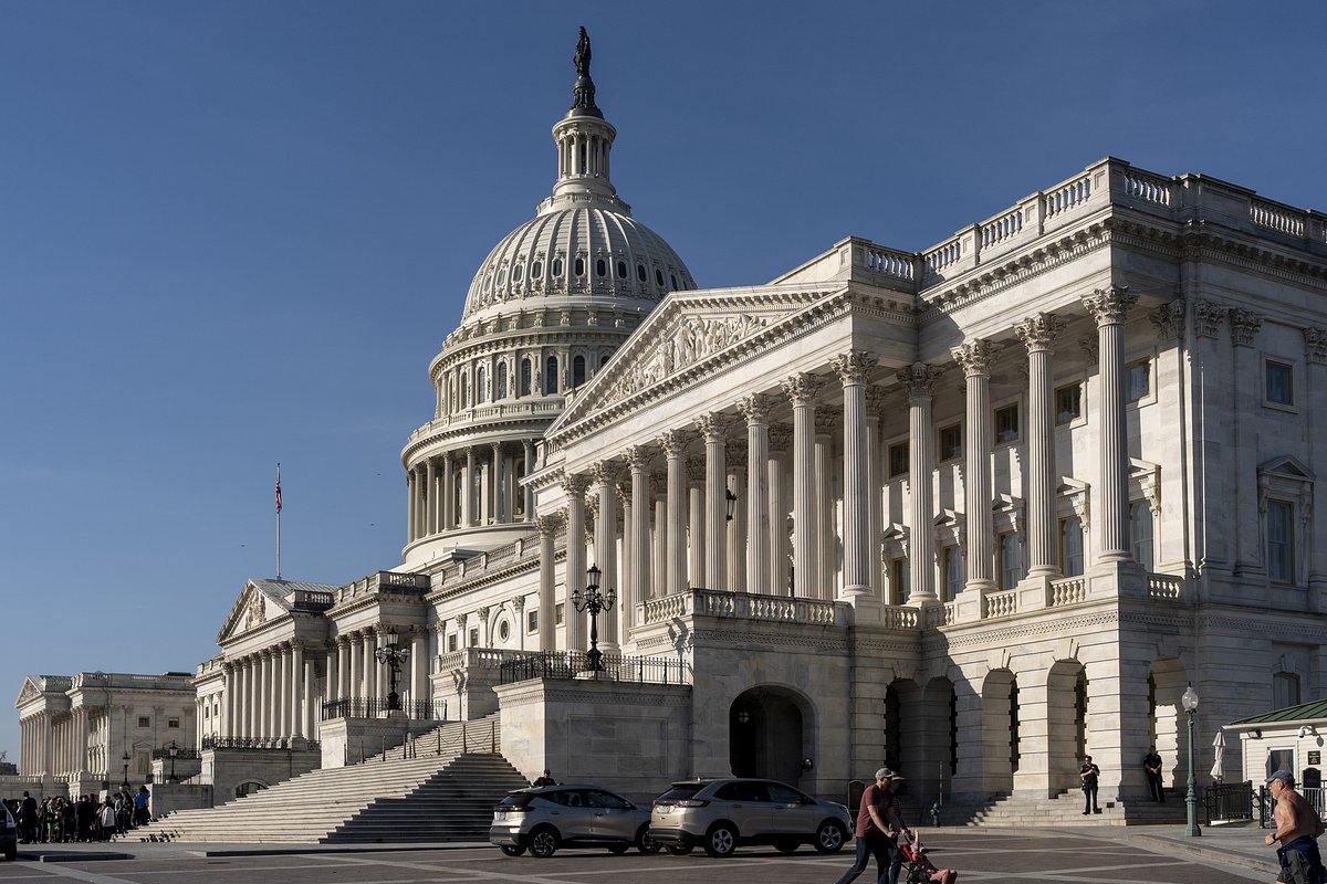 Letter: Americans should be much more concerned about the national debt