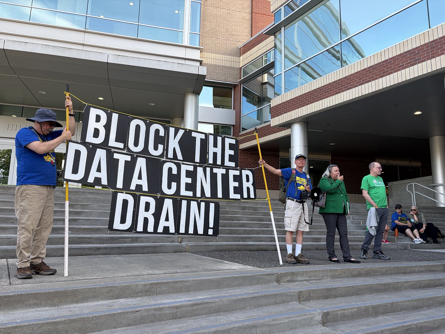 Hillsboro erupts over data centers: ‘I feel betrayed’