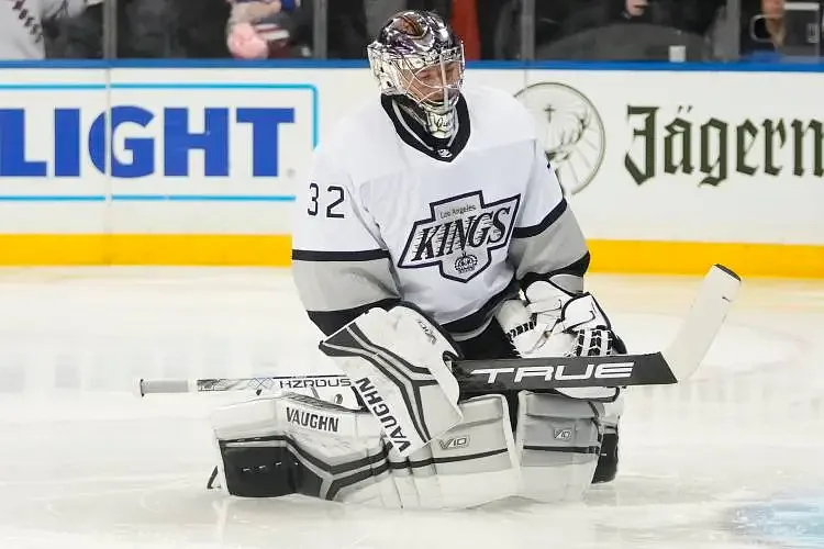 Former UMass great Jonathan Quick announces retirement after 19-year NHL career