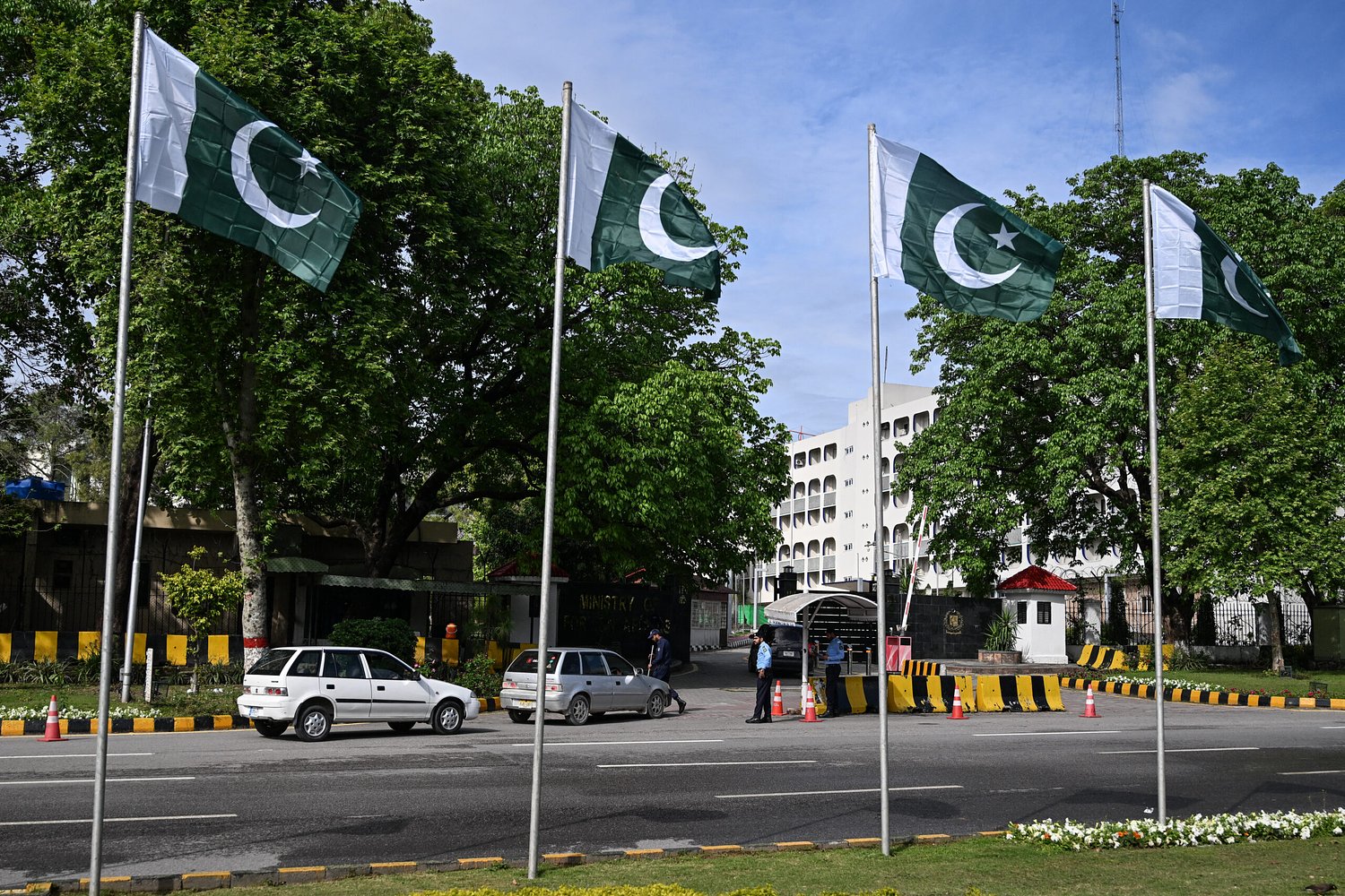 Islamabad red flags
