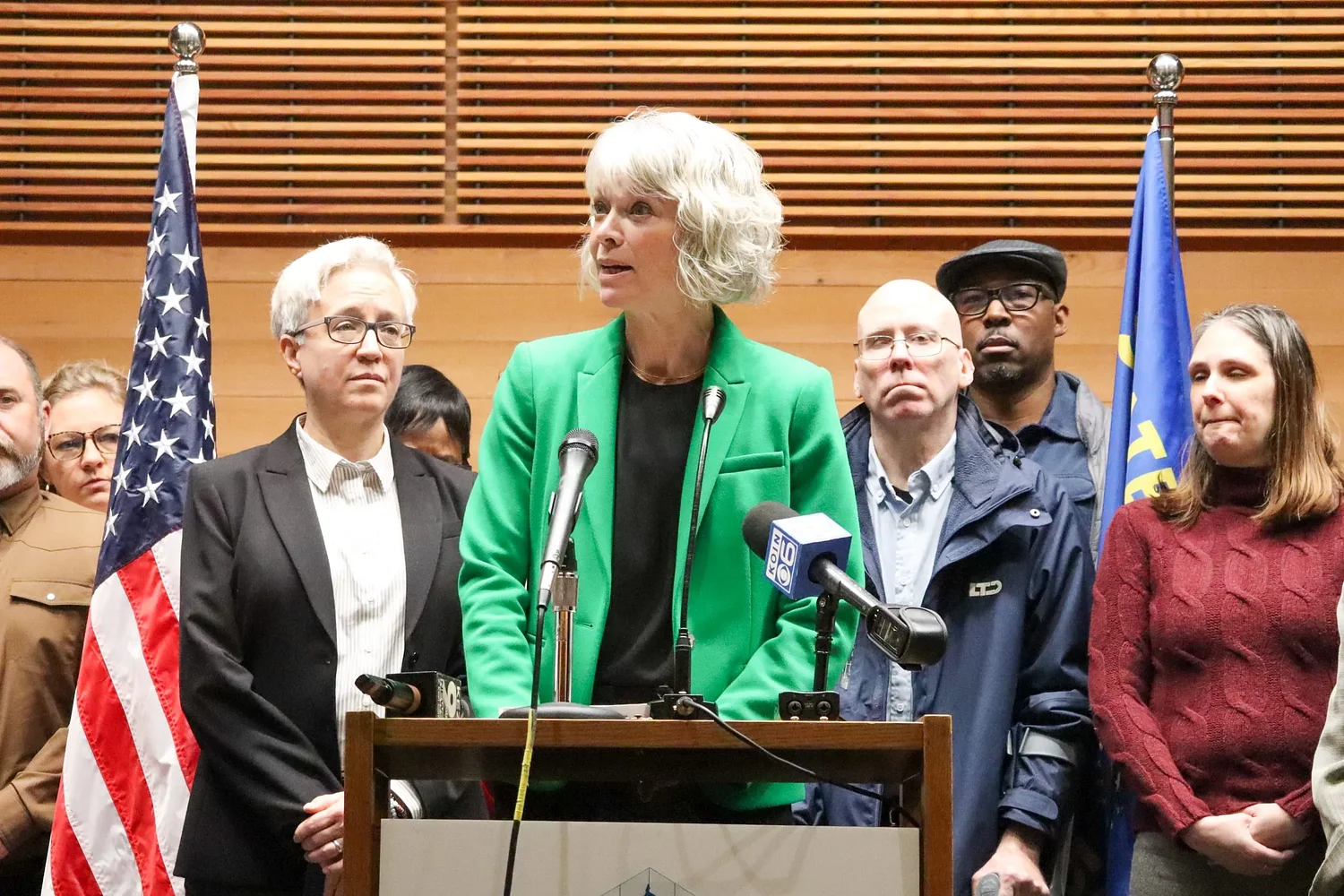 Eugene mayor signs onto letter asking DHS to halt to immigration enforcement in Oregon