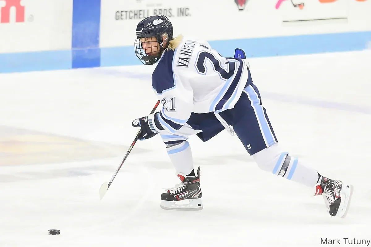 2 former Black Bears involved in historic women’s pro hockey game