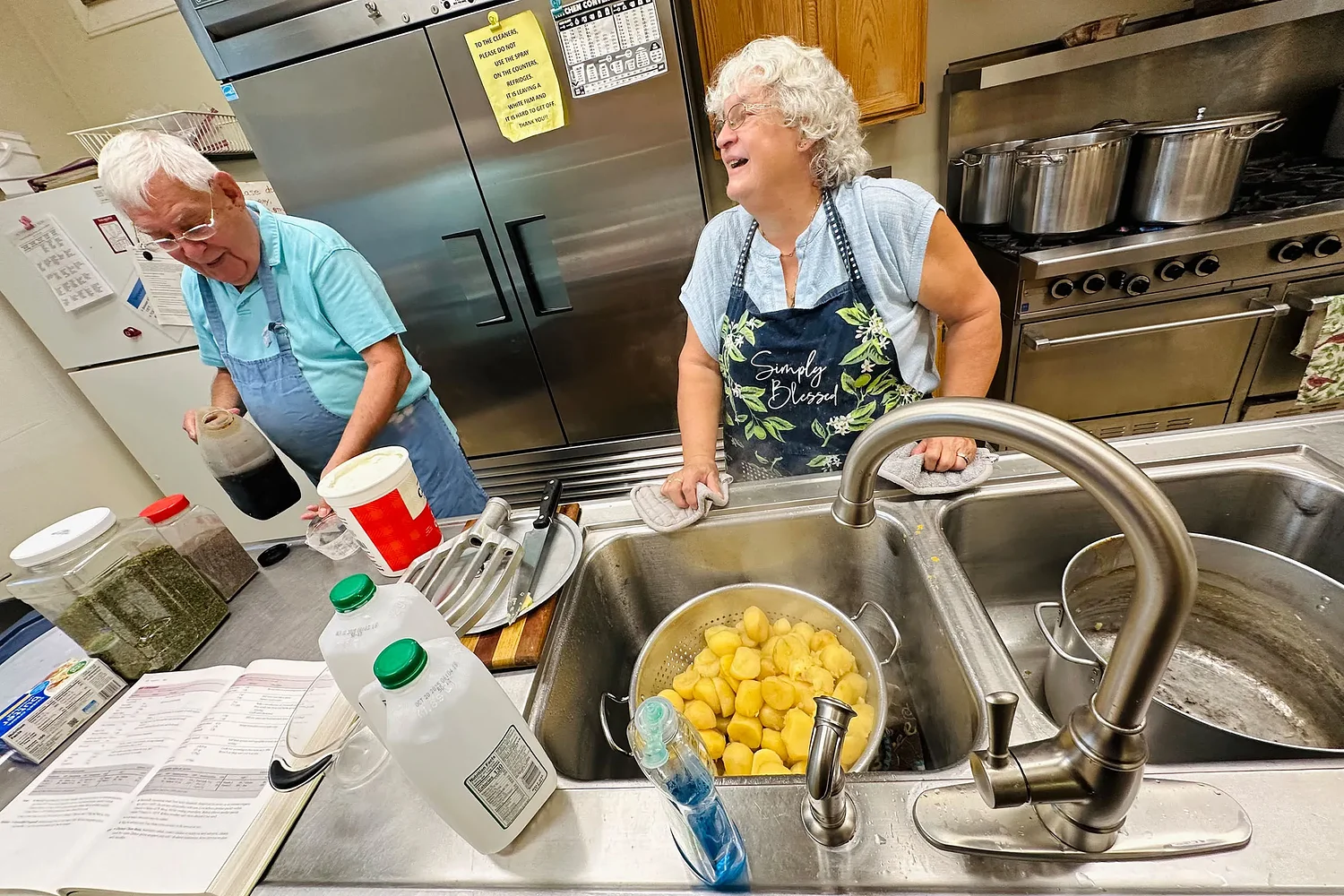Seniors from across Vermont cook and dine together
