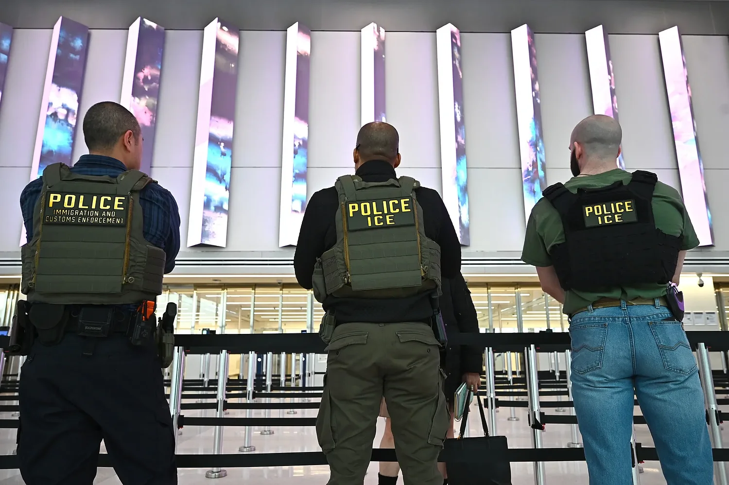 Here’s the Proposed Deal to Fund Most of DHS