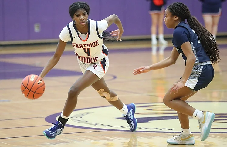 Crusaders Punch Ticket to Tacoma Dome with 60-42 Win Over Bellarmine Prep