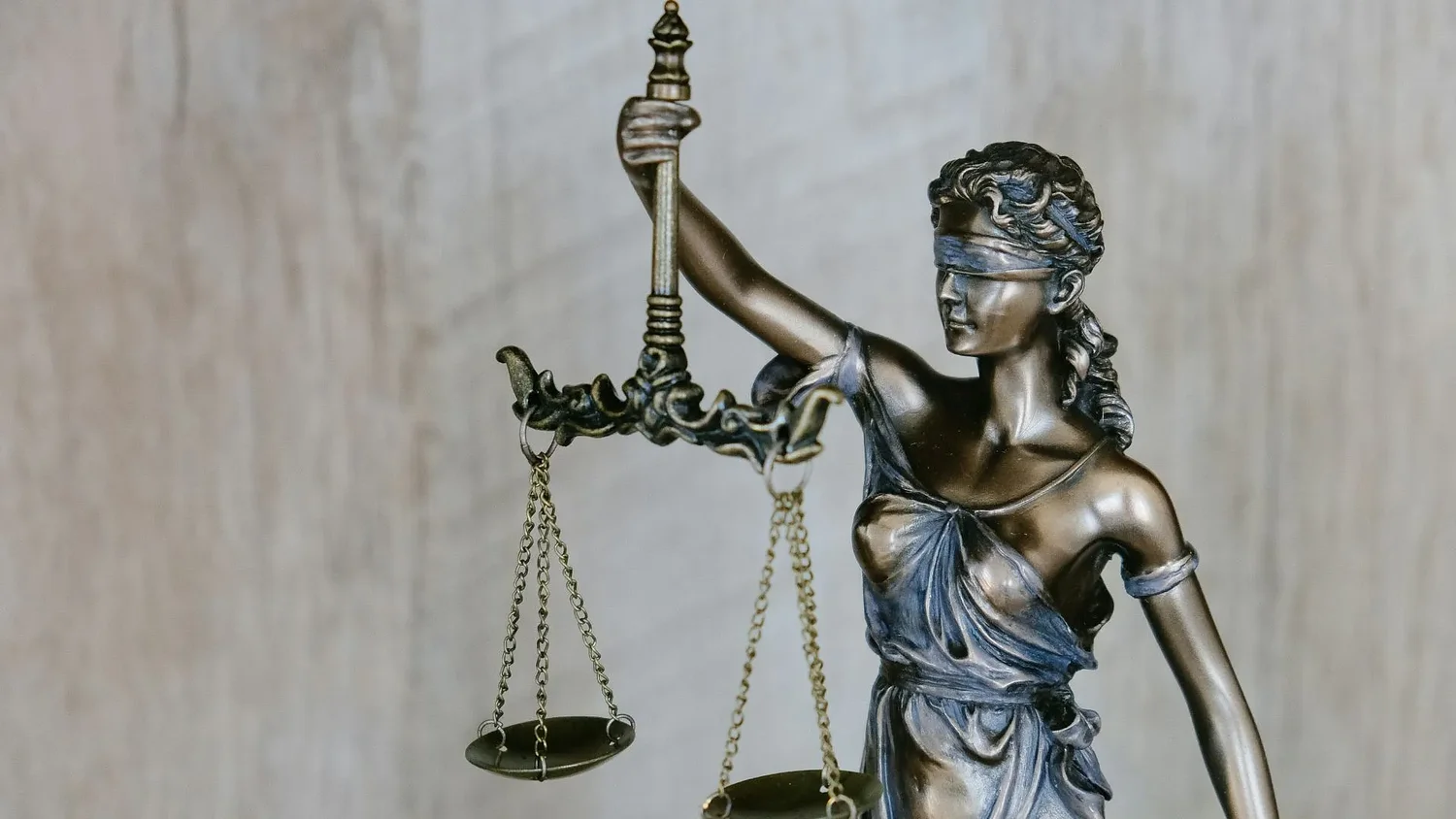 Maryland Legal Aid partners with Johns Hopkins University & Medicine to host a free expungement clinic