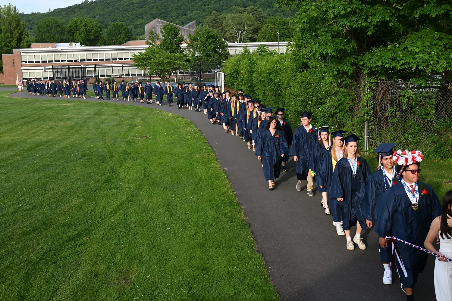 Friendship guides Frontier's Class of 2026 into the future
