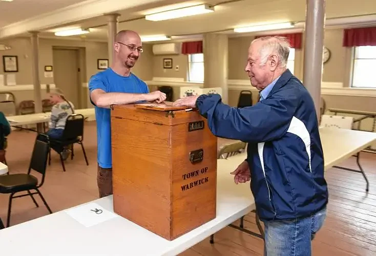 Warwick incumbents running uncontested in town election