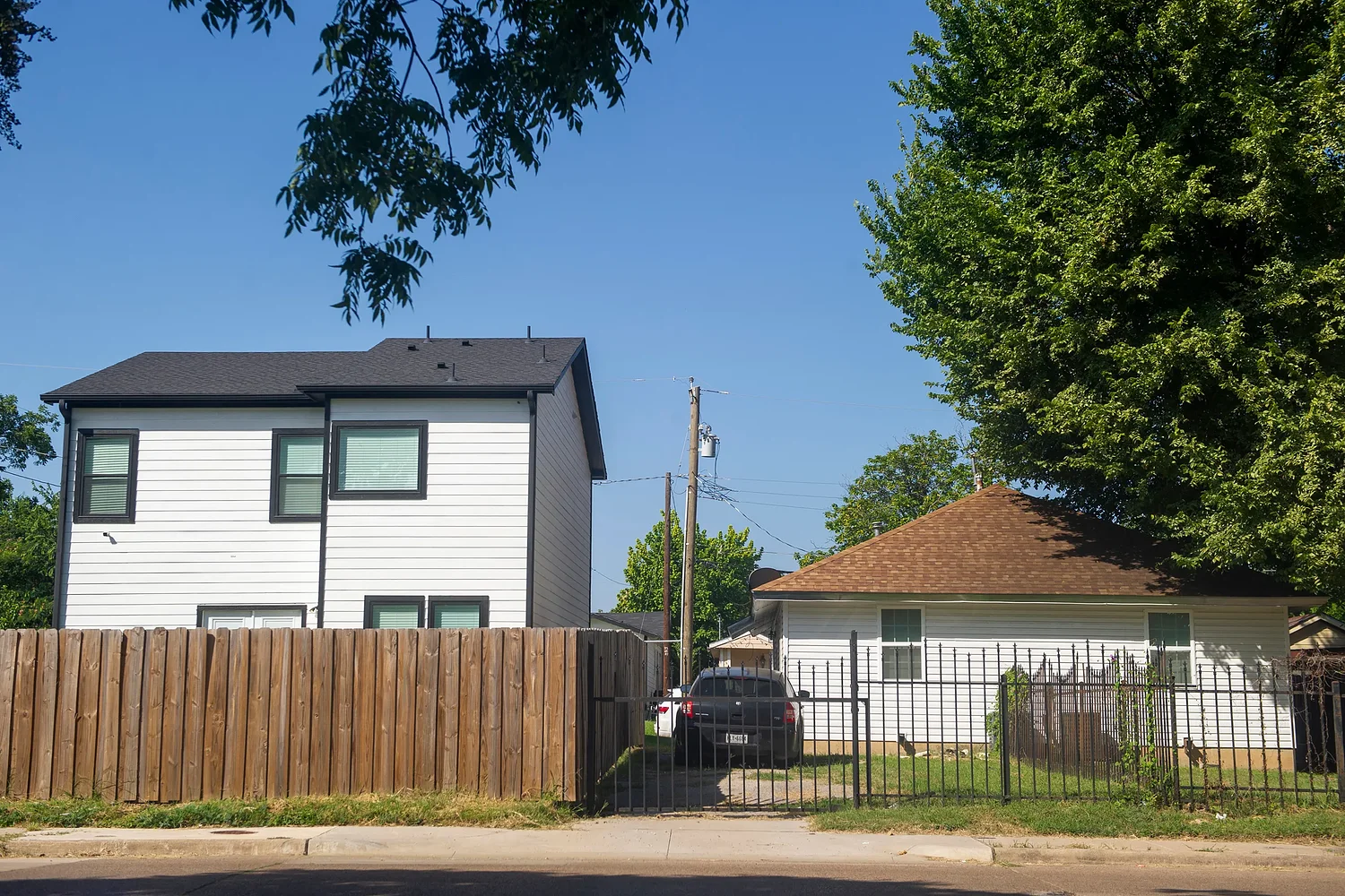 Dallas' affordable housing supply is evaporating, report finds