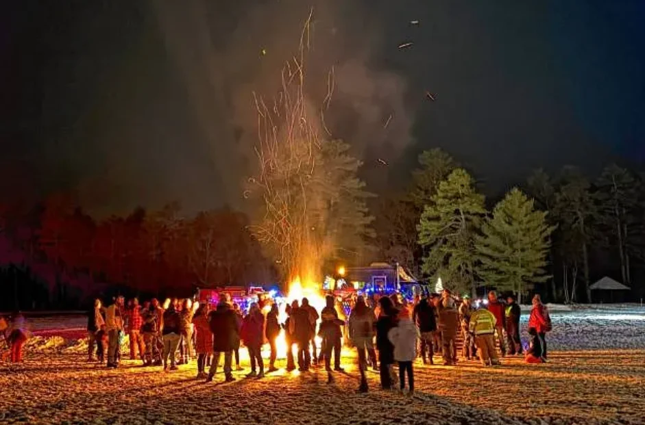 Fire and Ice Parade brings magic and merriment to Greenfield this December