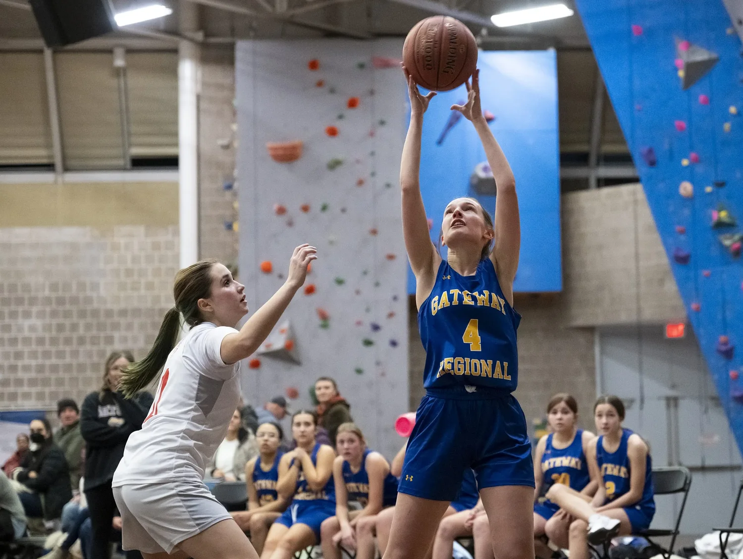 H.S. Roundup: Gateway’s strong defense leads to victory over PVCICS