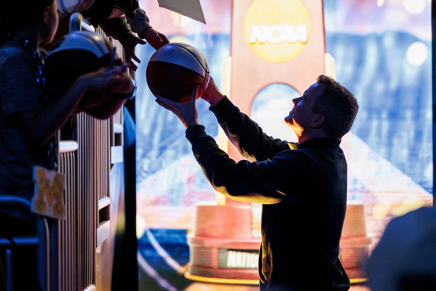 Why Dusty May’s shocking exit from Michigan basketball was almost inevitable