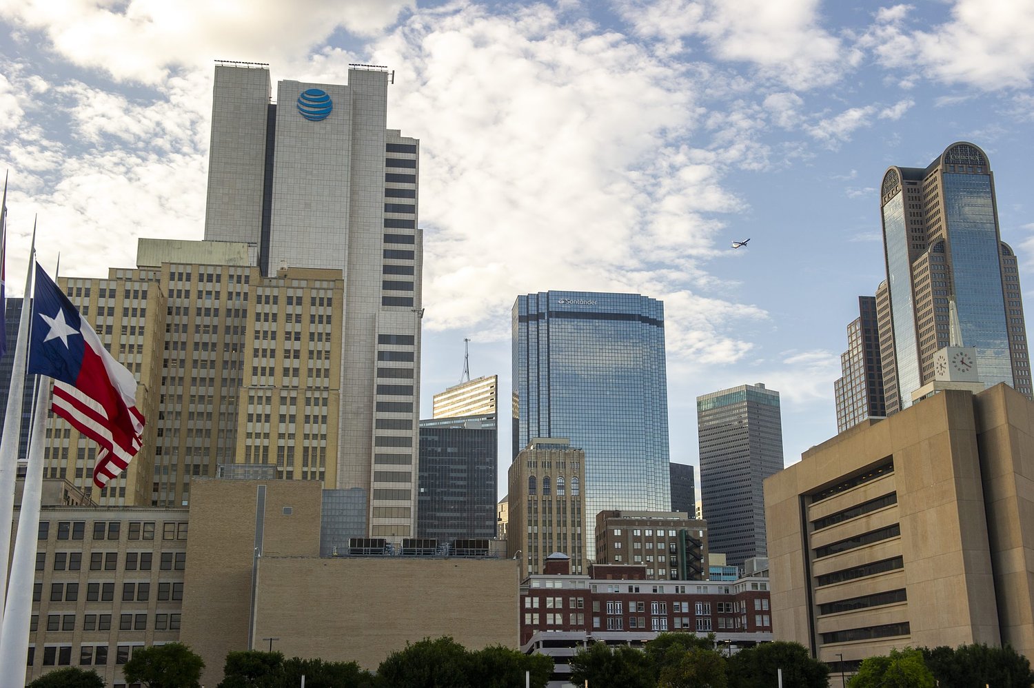 Dallas residents sue city, testing Texas law aimed at ending progressive policies