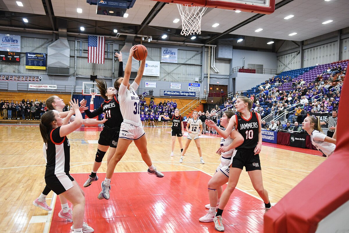 Defense gets the job done for Camden Hills girls in battle of top teams