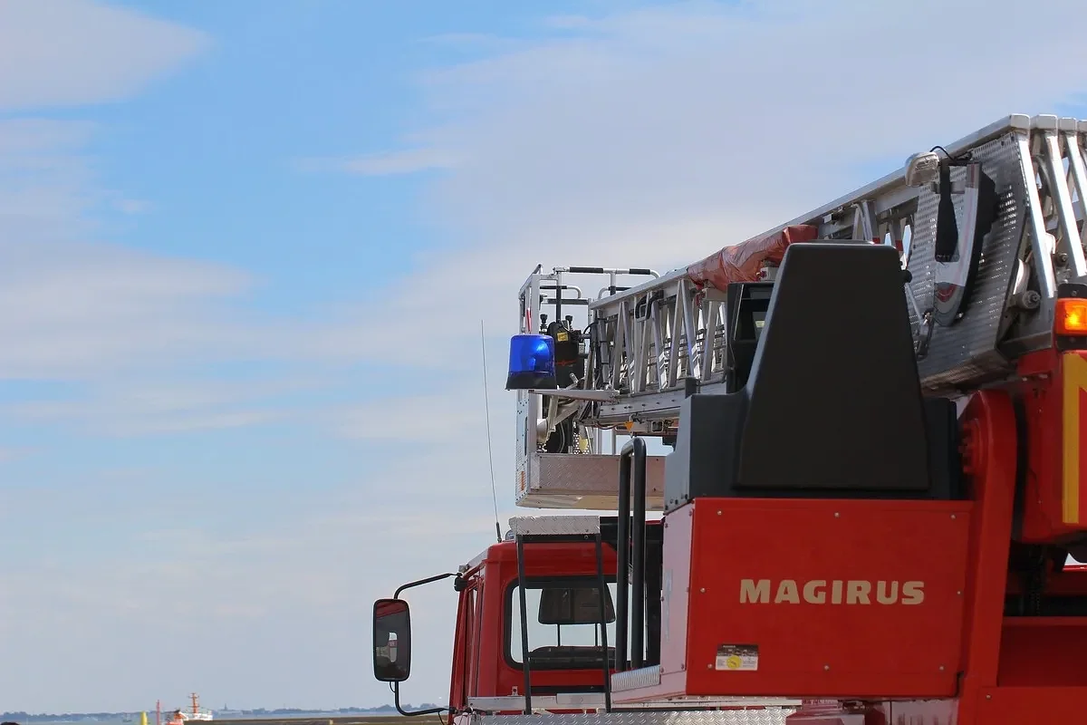 Searsport bus garage damaged in fire