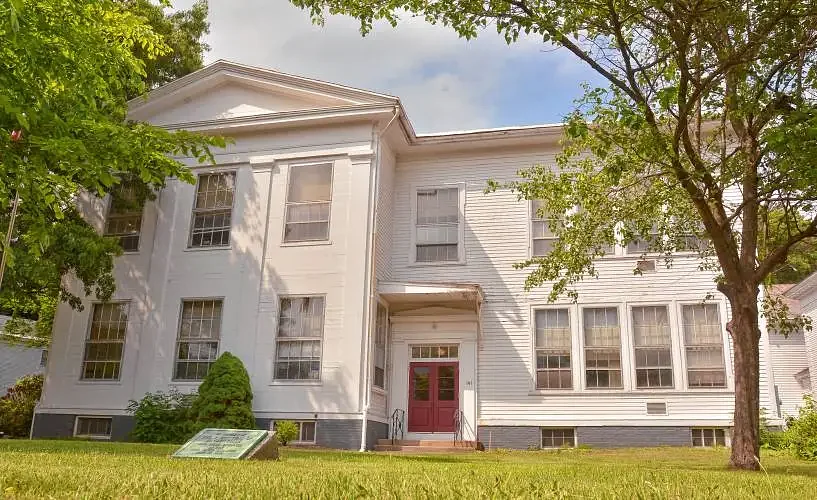 Williamsburg voters to weigh $10.4M budget, energy code changes