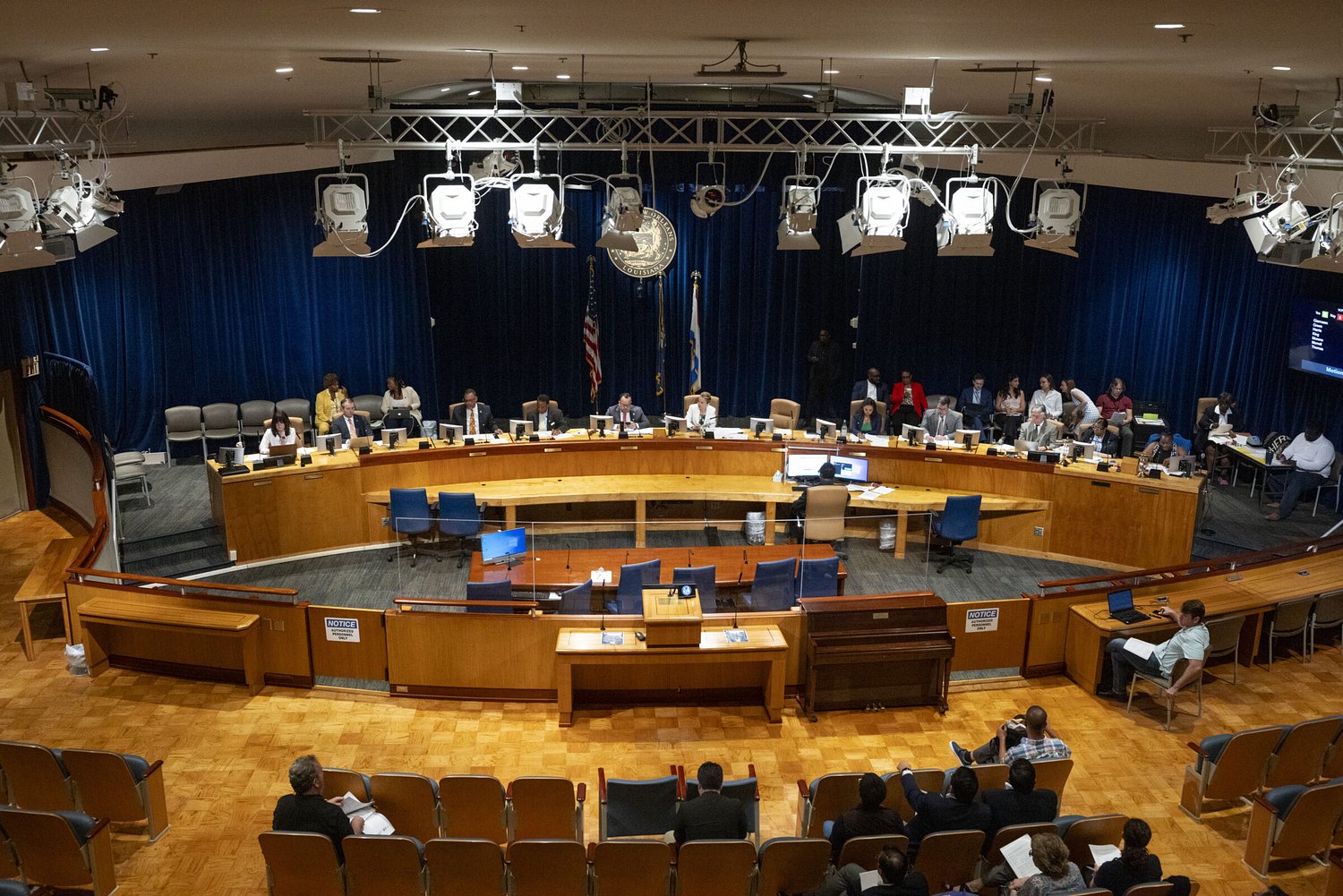 Challengers look to unseat 3 City Council incumbents