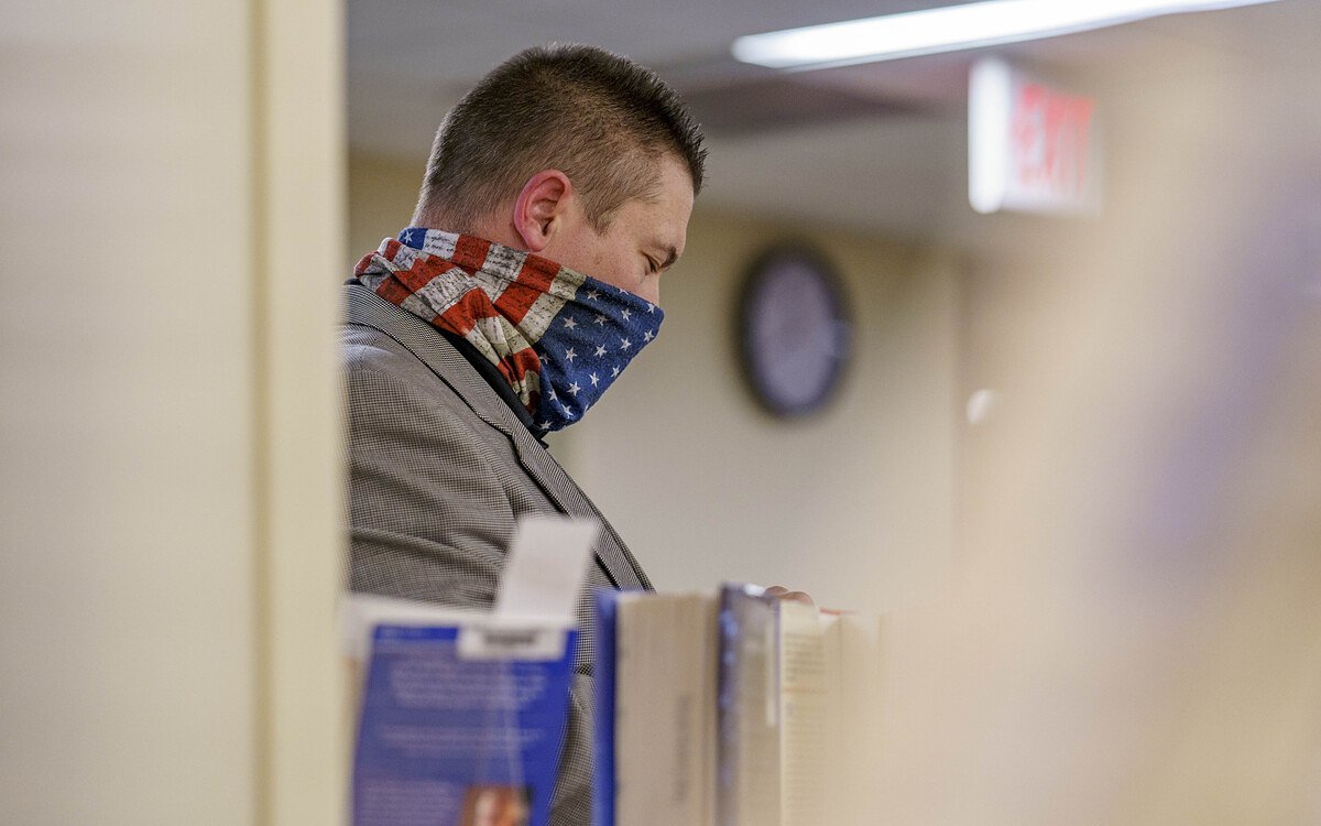 Brewer schools to pay $350K to widow of conservative activist in settlement