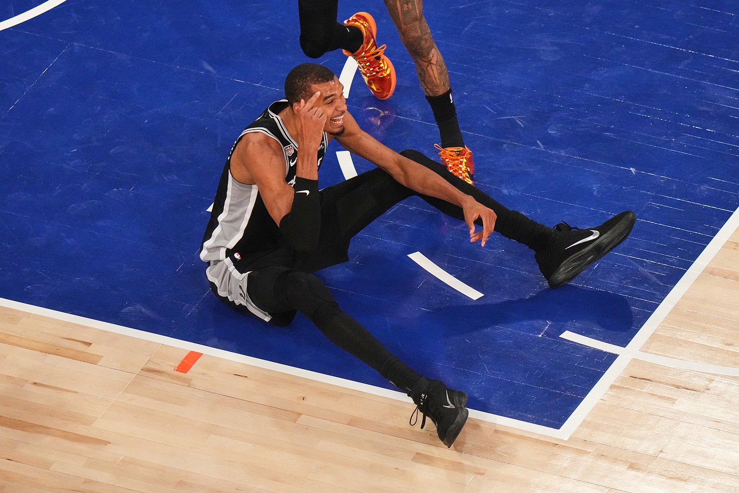 Longtime ESPN host torches Knicks fans over attacks on Victor Wembanyama: ‘You are a disgrace’