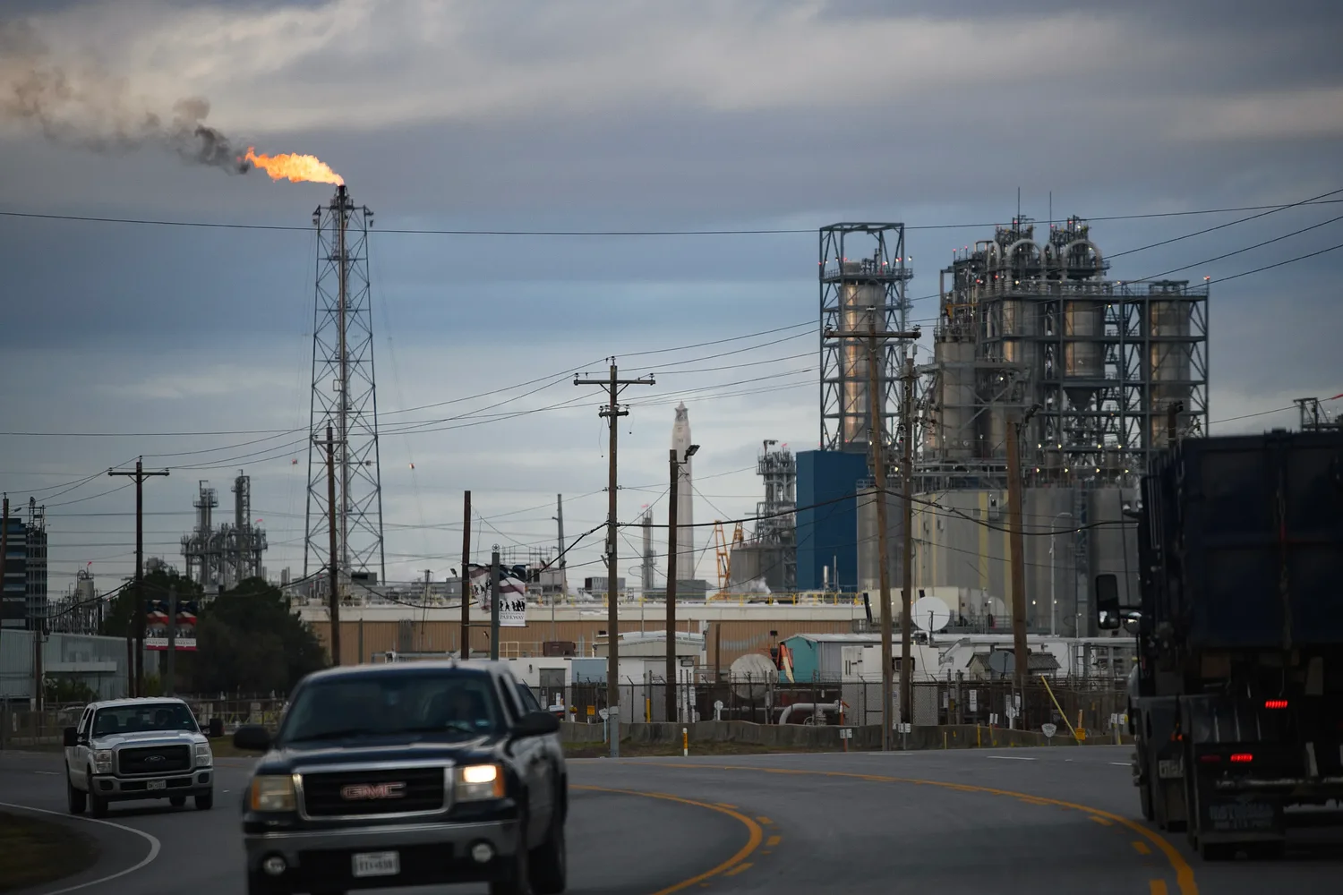 Texas refineries see opportunity in Venezuelan oil amid Mexico export declines