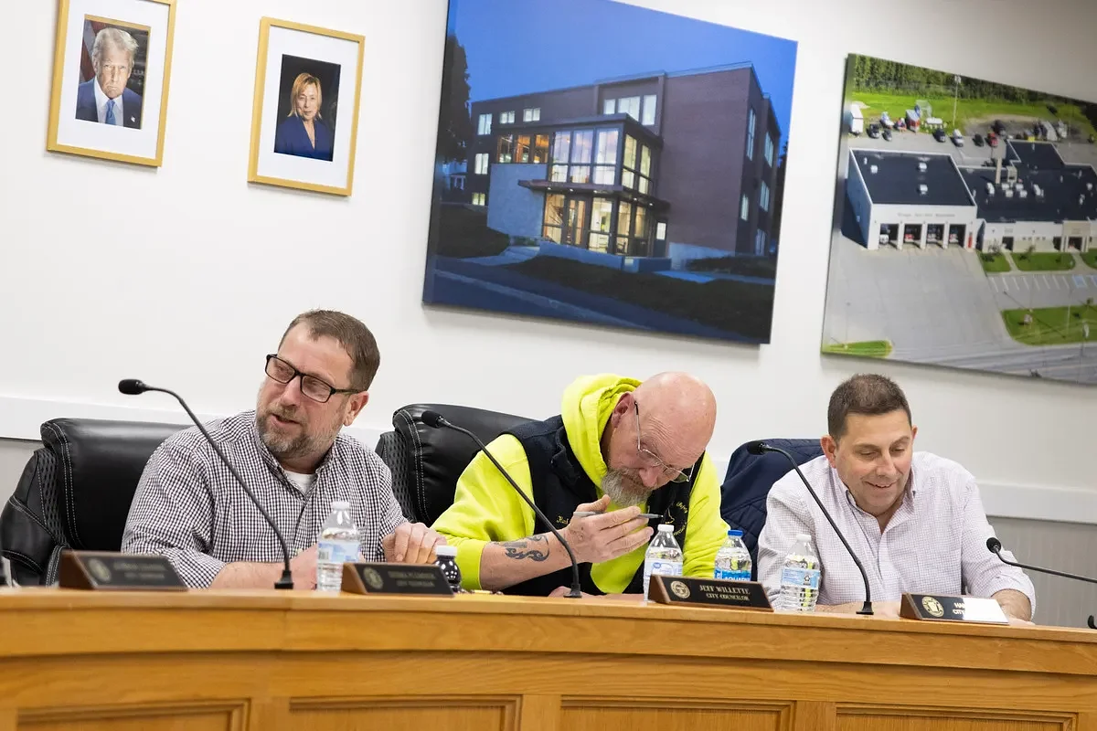 Presque Isle will consider a moratorium on new marijuana businesses