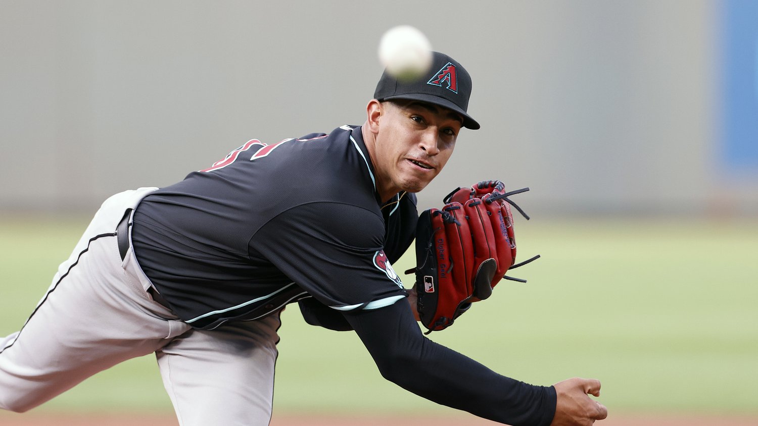 Detroit Tigers claim pitcher off waivers from Arizona