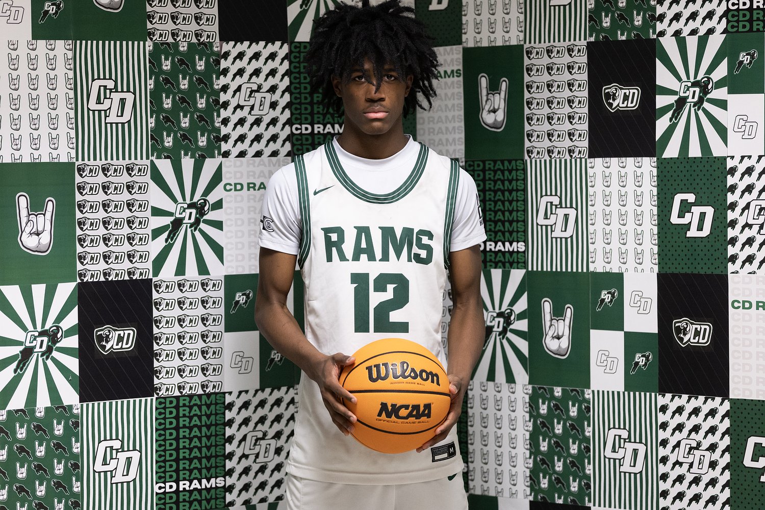 Central Dauphin’s Shyheim Starling earns first Division I basketball offer