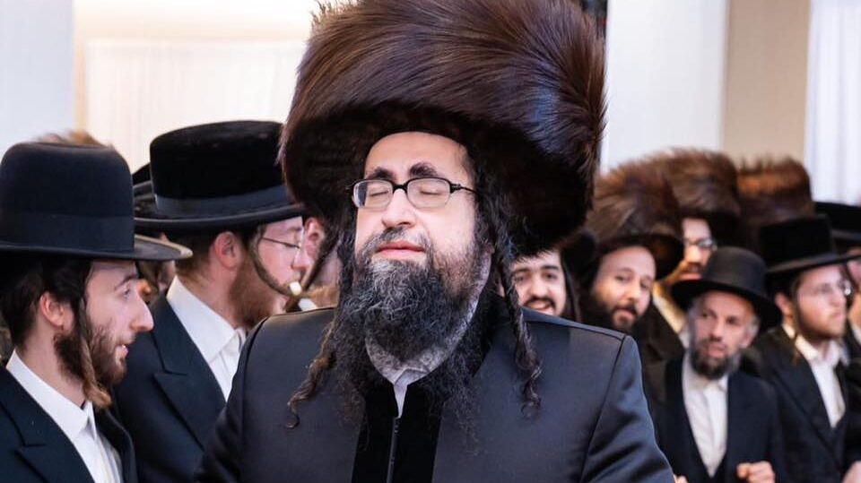 Outspoken Satmar rabbi’s Torah videos attract followers from unlikely corners of the internet