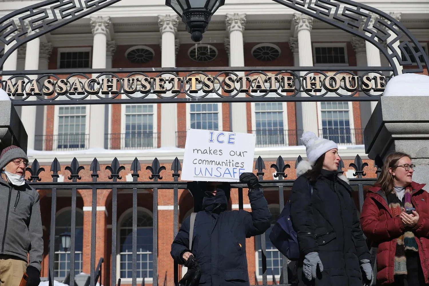 Immigrant protection bills headed for House-Senate talks