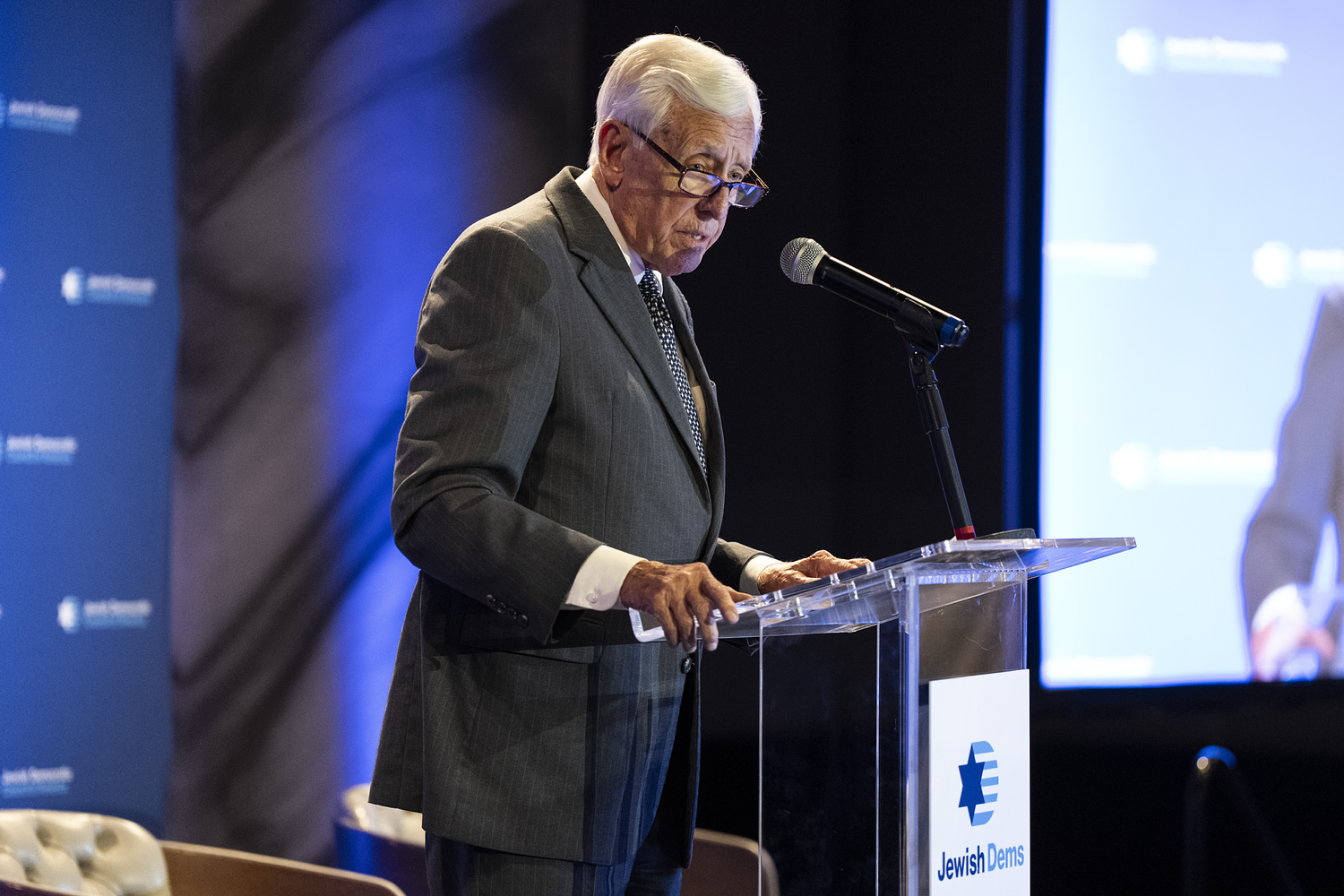 Hoyer calls to defeat ‘antisemitism and anti-Zionism in our politics’