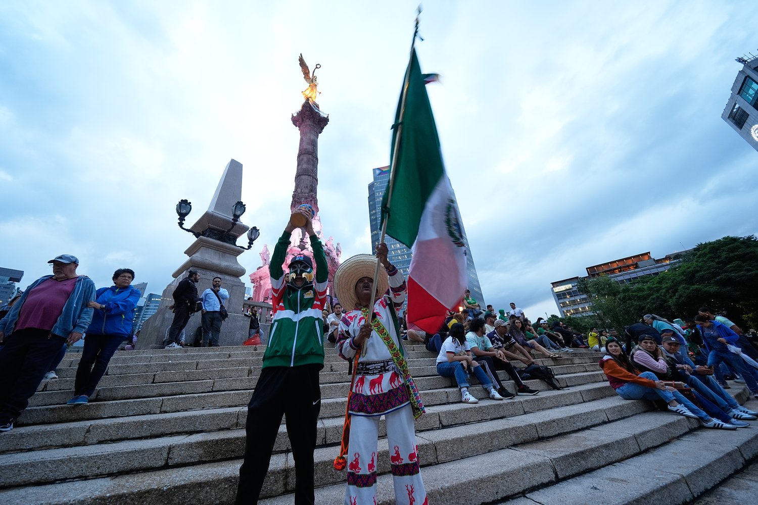 U.S. issues new safety warnings for Americans traveling to Mexico