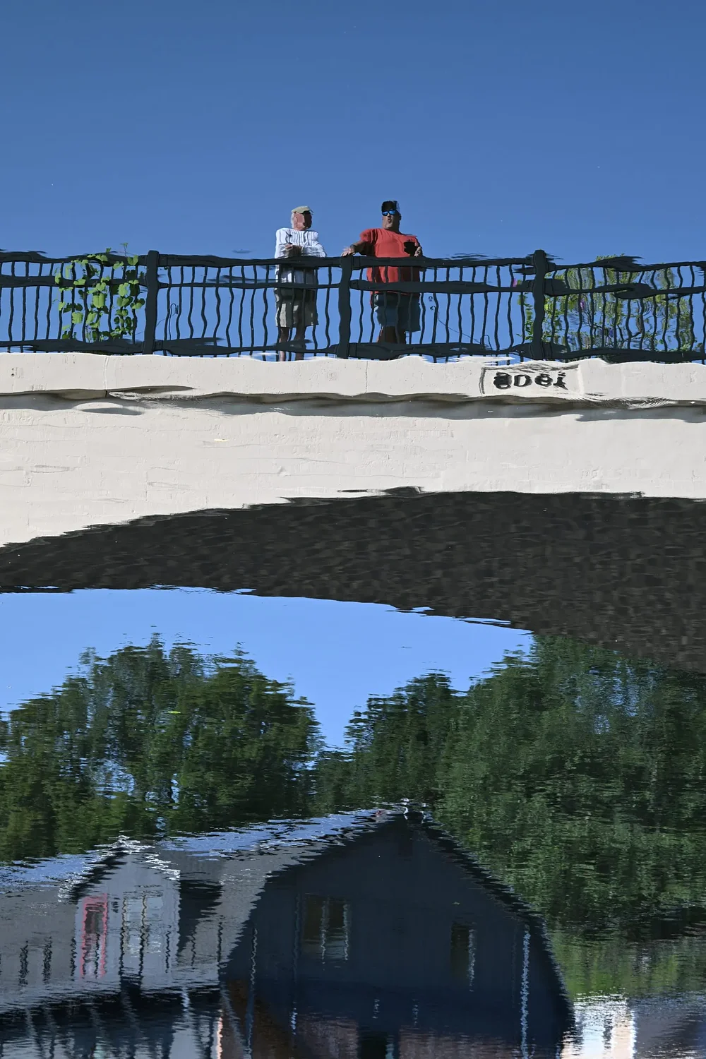Community invited to Bridge of Flowers ribbon-cutting ceremony