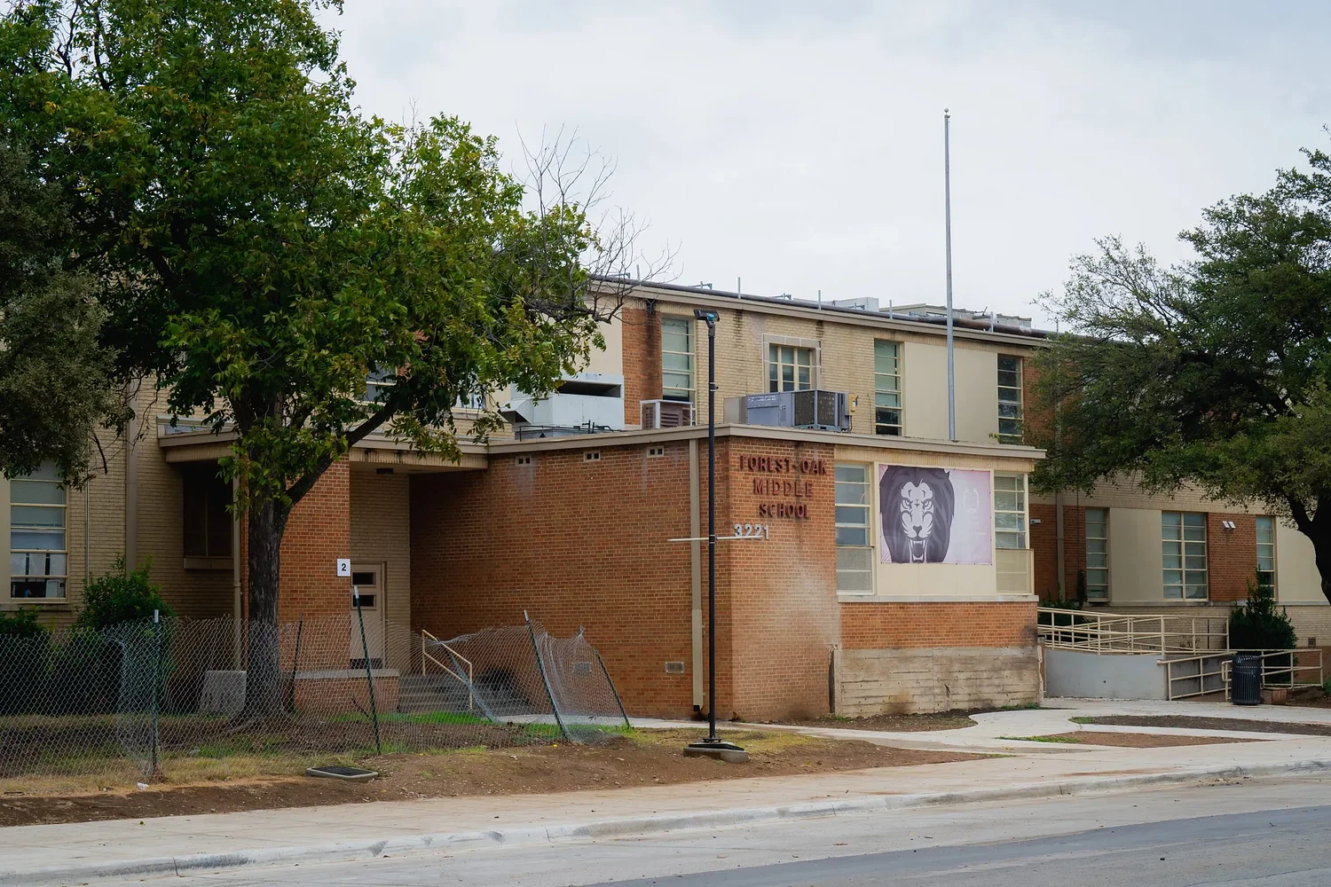 How a single Fort Worth ISD campus prompted a state takeover