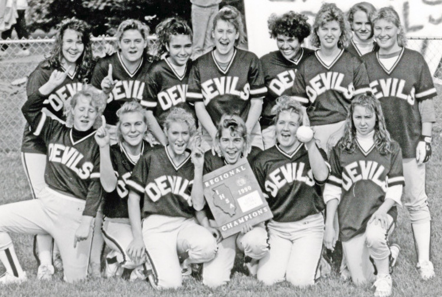 1990 Hall state softball team, pitcher double up for Hall of Fame