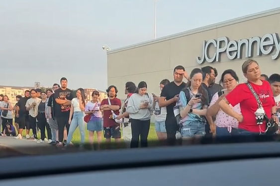 Labubu mania hits Houston: Viral toy causes lines before sunrise