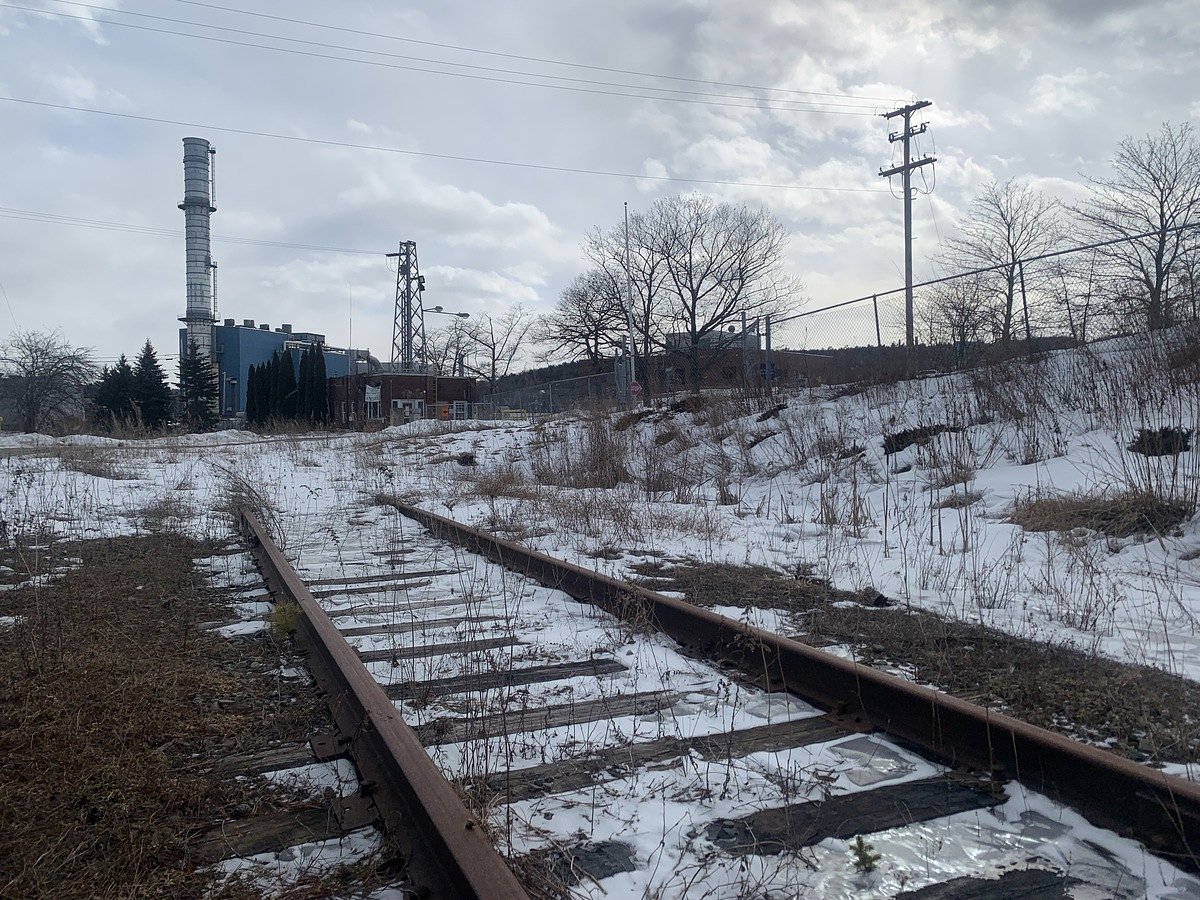 Plans to revive Bucksport railroad delayed by complaints about the operator