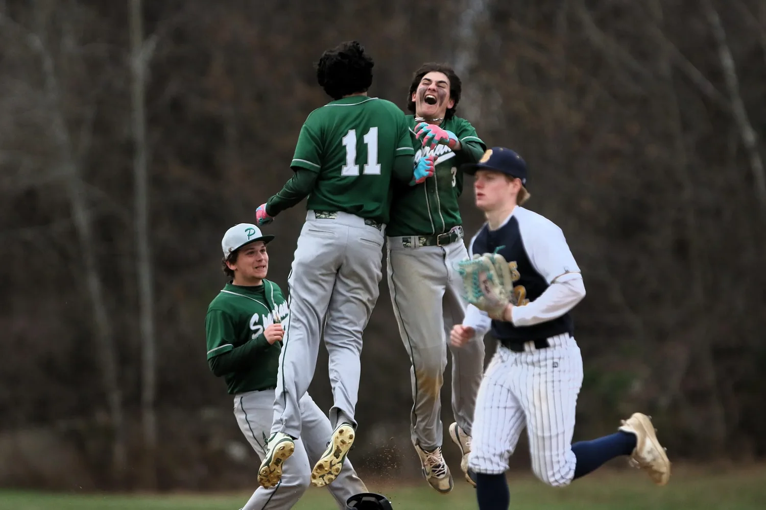 Pembroke's Eric Maccarone delivers clutch hit in extra innings for walk-off 6-5 win