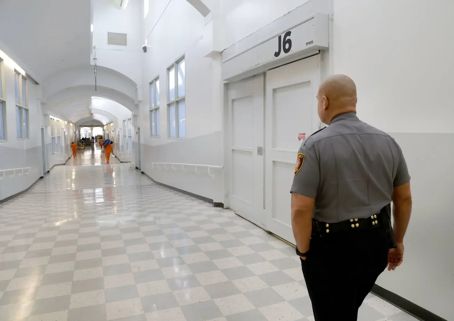 Still Waiting: Oklahoma’s Mental Health System Leaves Defendants Waiting in Jail Despite Court Order to Fix Delays