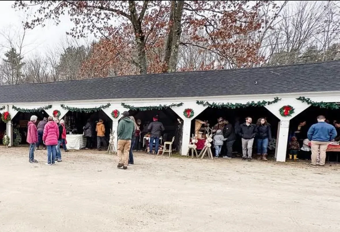 Francestown’s Holiday Market brings local arts, crafts, food and music