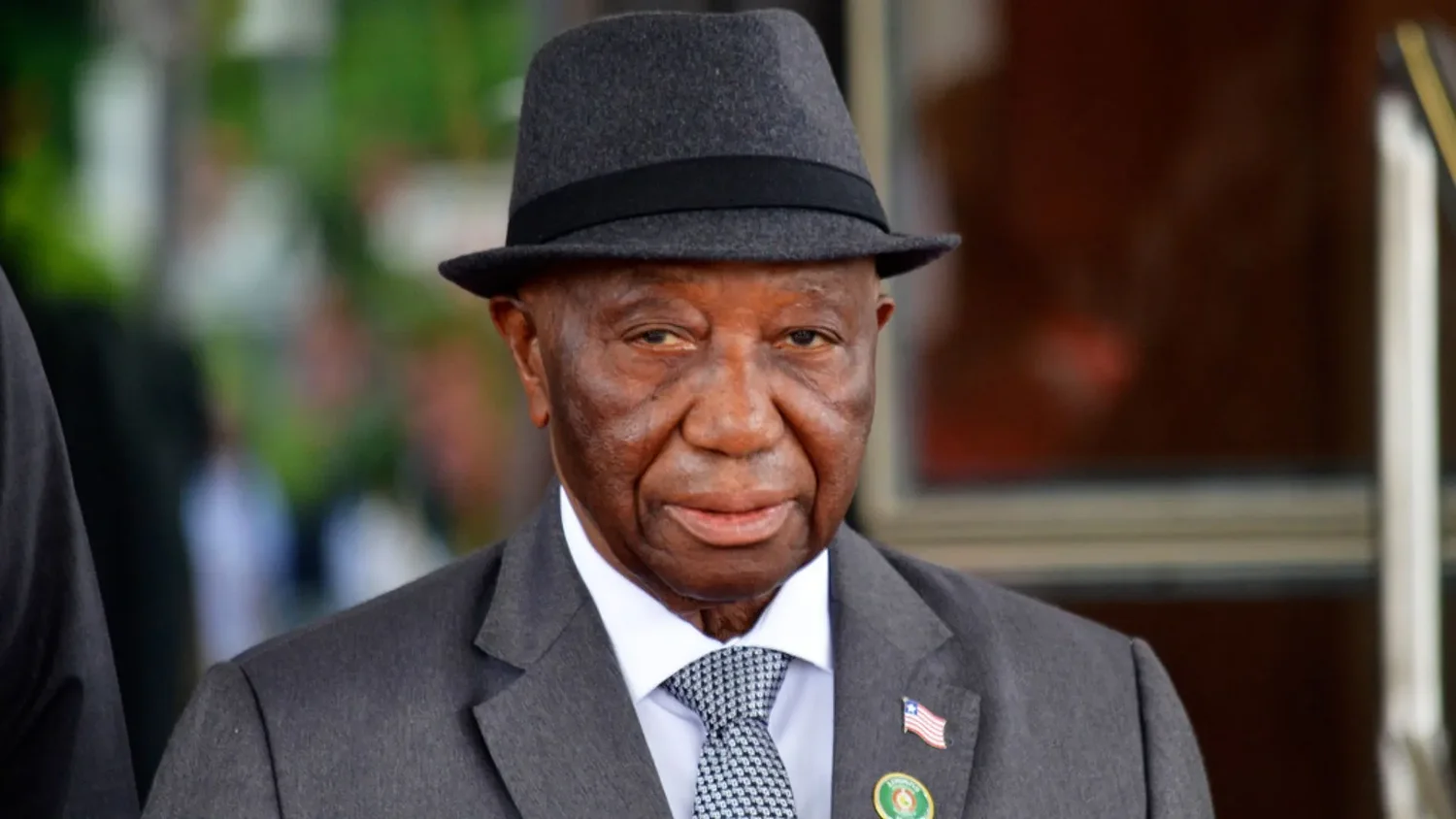 Many Liberians take offense after US leader praises their president's English