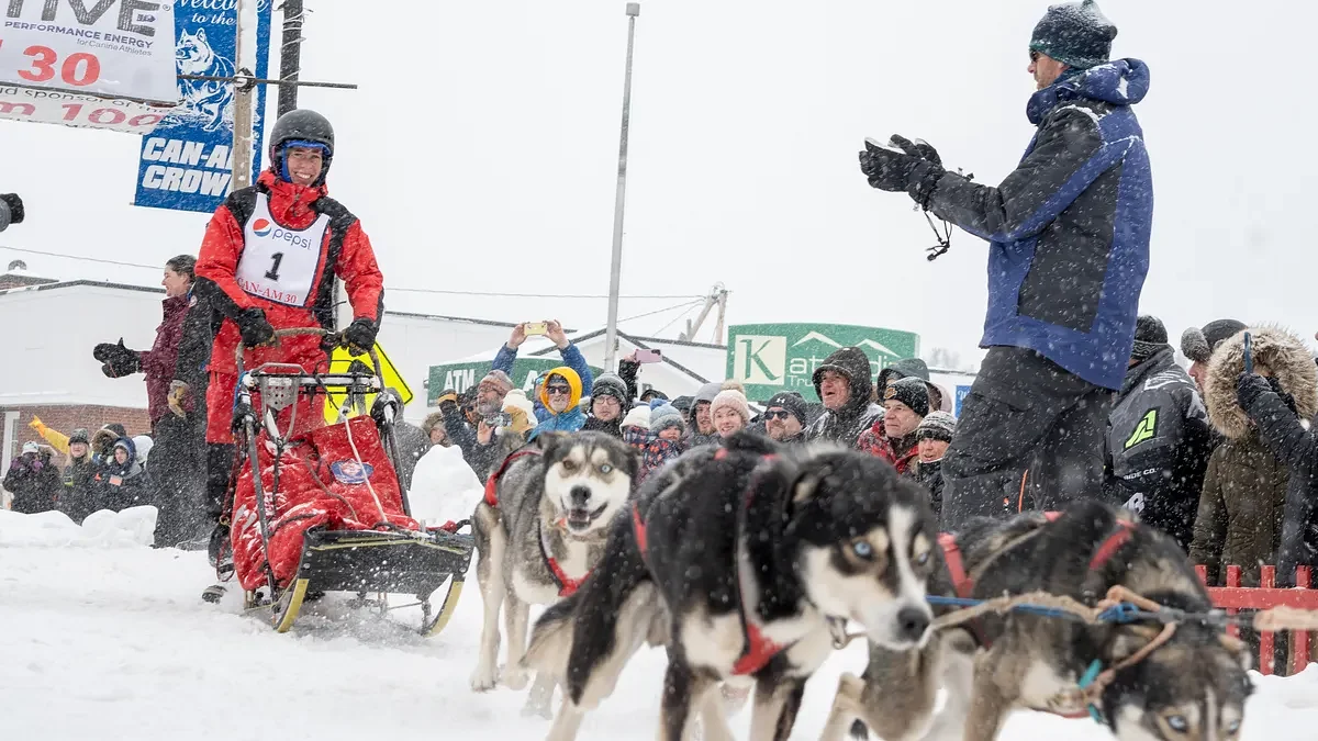 Watch: Mushers take off for Can-Am dog sled race