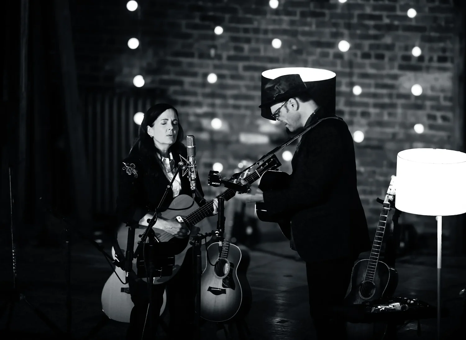 Grammy Winner Lori McKenna delivers intimate performance at sold-out JPT Film & Event Center