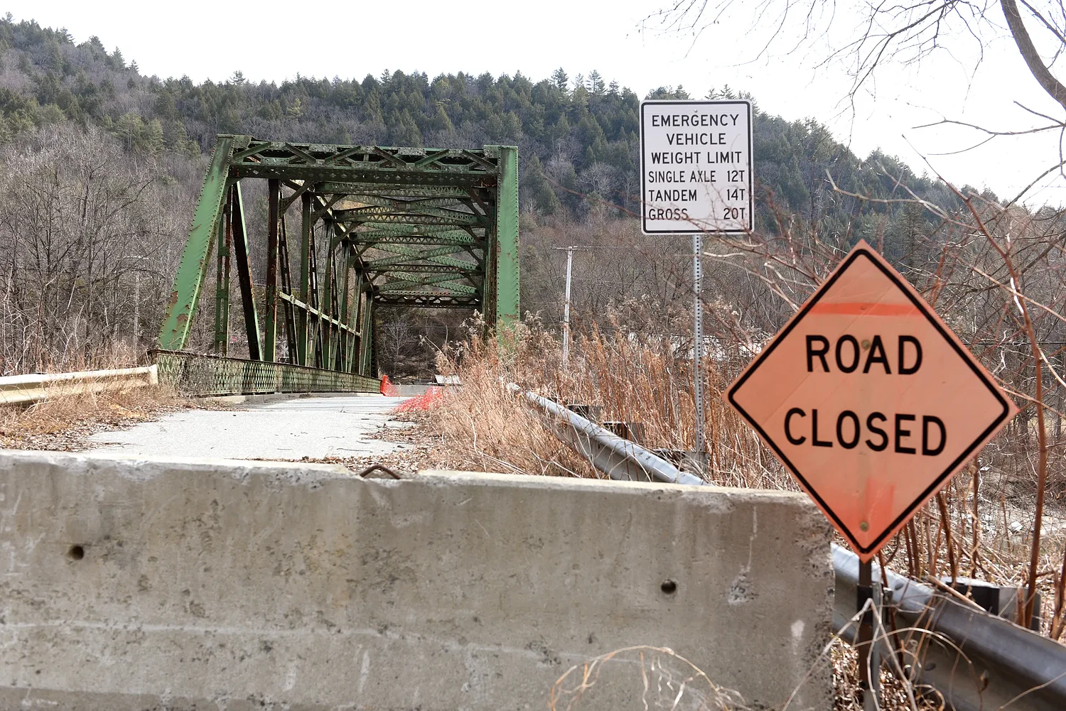 Judge rejects resident's lawsuit against Royalton over bridge closure