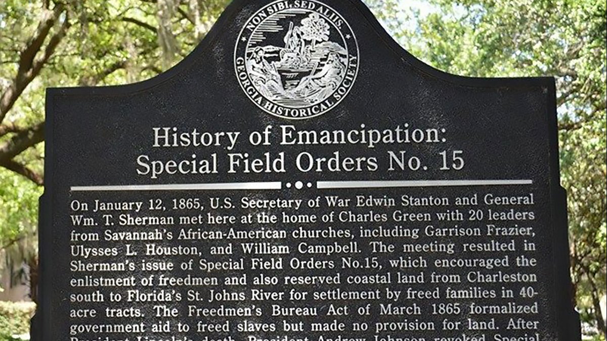 1865: Gen. Sherman order gave freed slaves 40 acres