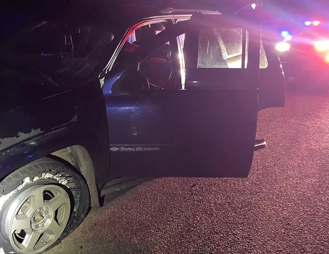Man charged with reckless driving, police evasion in River Road area