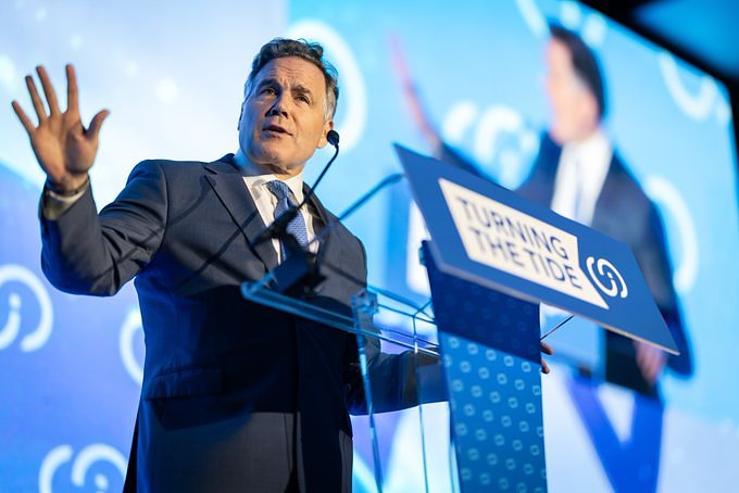 Sen. Dave McCormick tells Jewish parents he’ll work to counter K-12 antisemitism